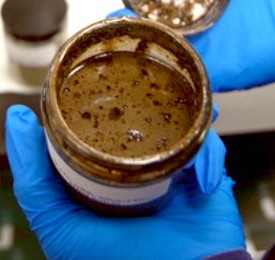 Bitumen slurry clsup NYT img 2010-0518 BitumenSlury_img