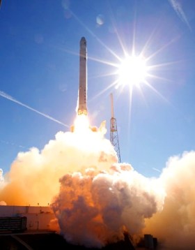 F9+Dragon 2010 test Launch